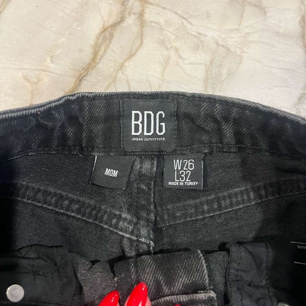 Black High-Waisted Mom Jeans - Picture 6 of 8